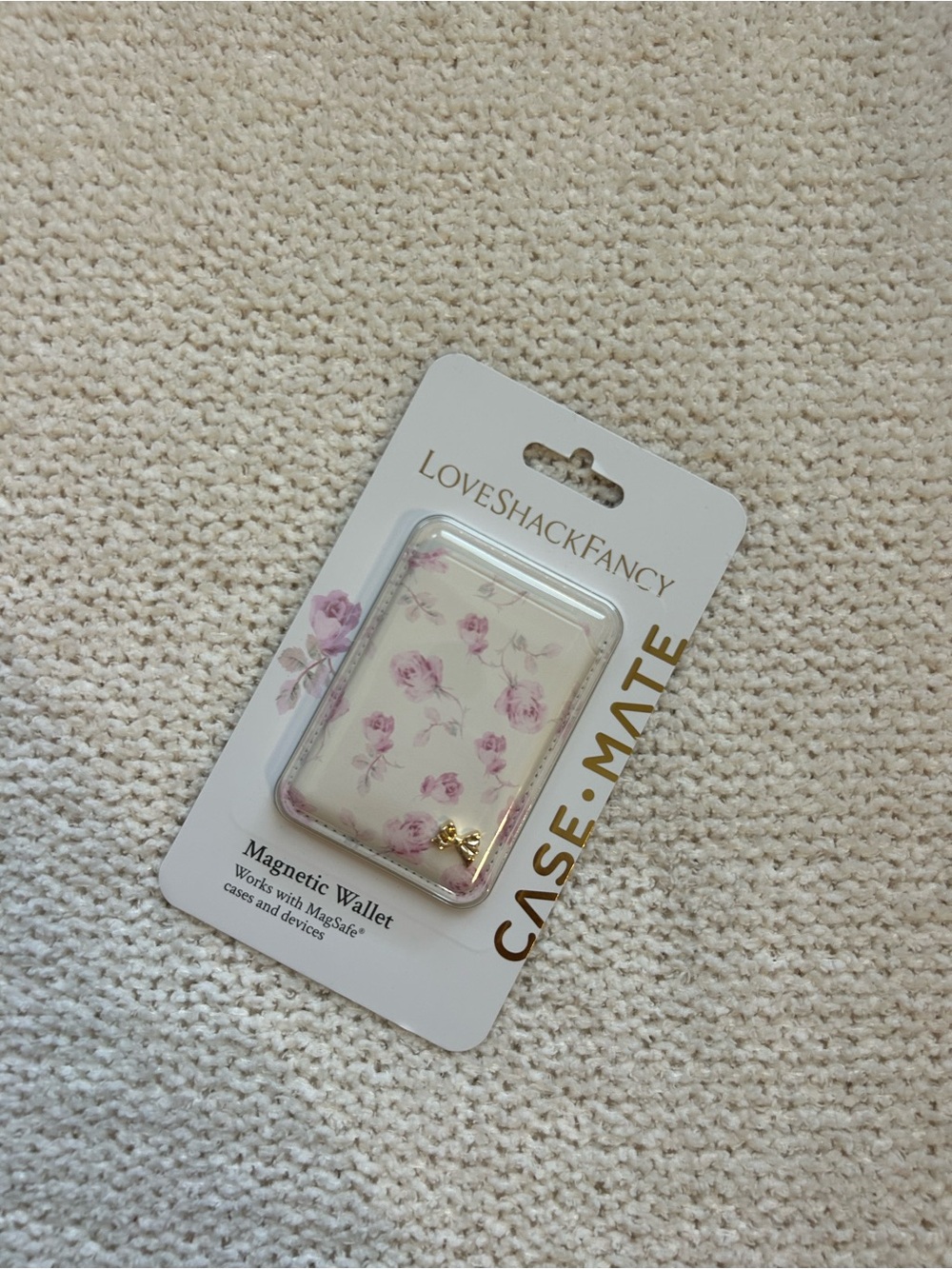 CaseMate LoveShackFancy Cream Floral Magnetic Card Wallet 🌸